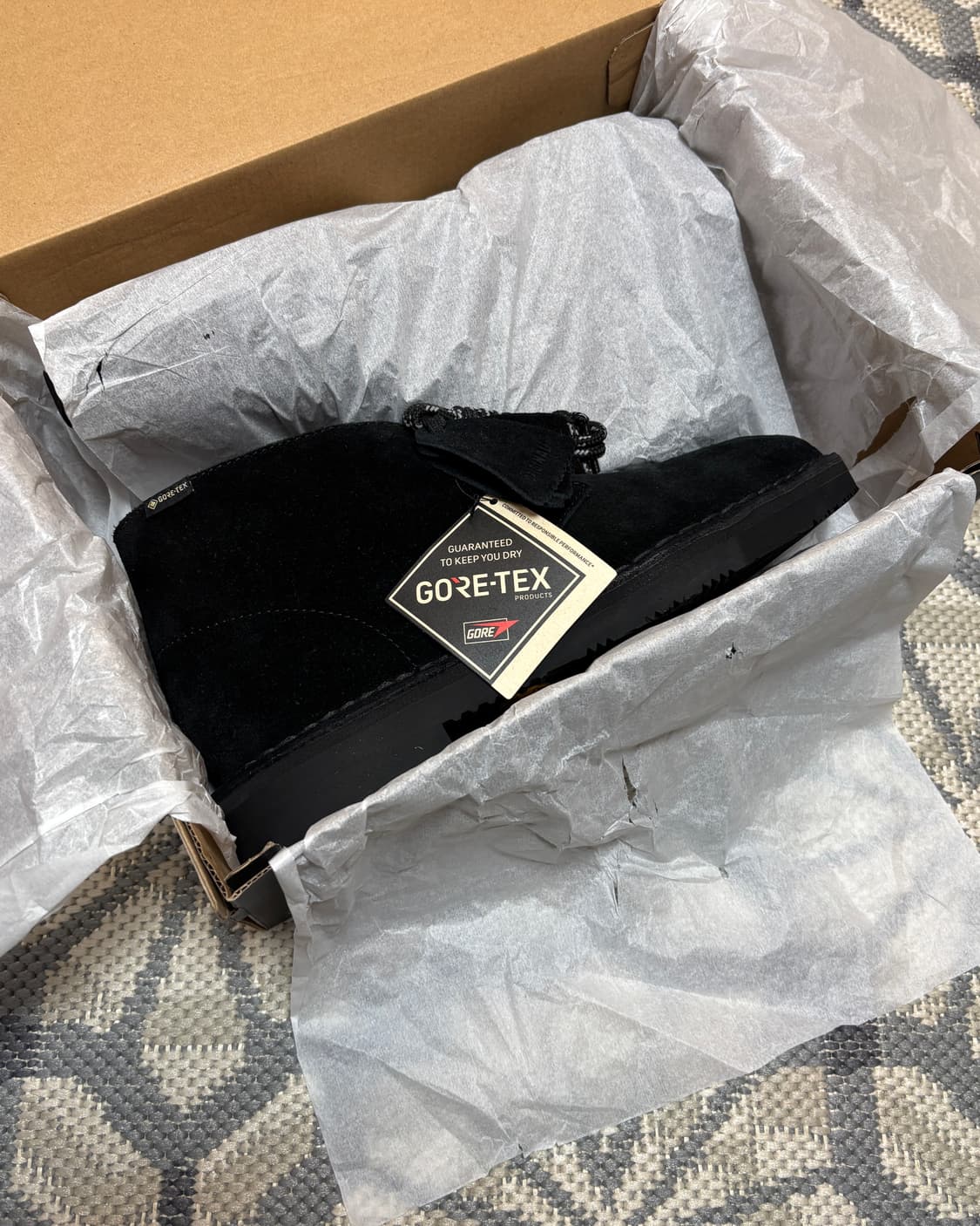 (250) 클락스 데저트 부츠 고어텍스 블랙 스웨이드 상품이미지2