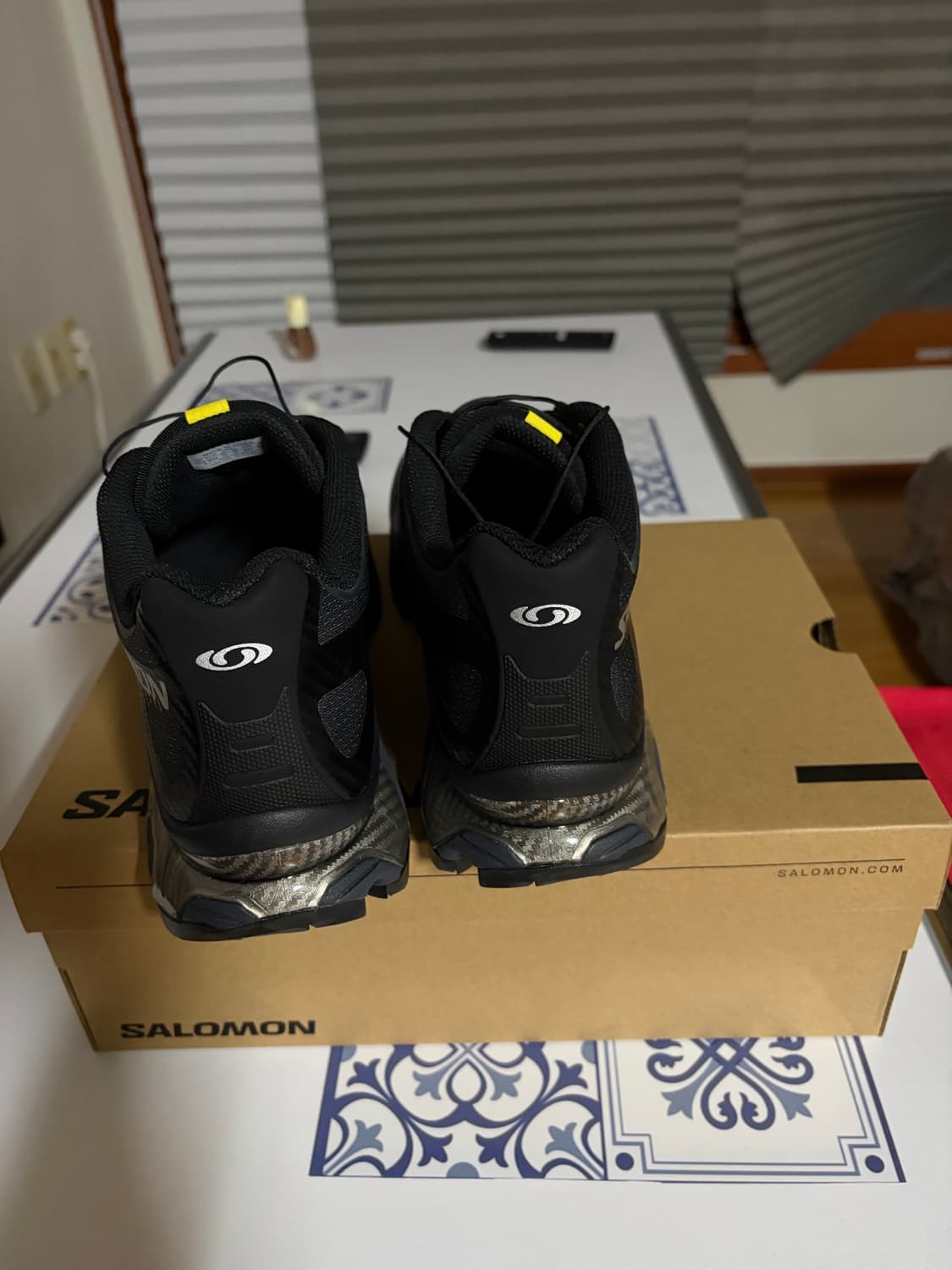 살로몬 XT-4 OG 블랙 색상 295 새상품 상품이미지3