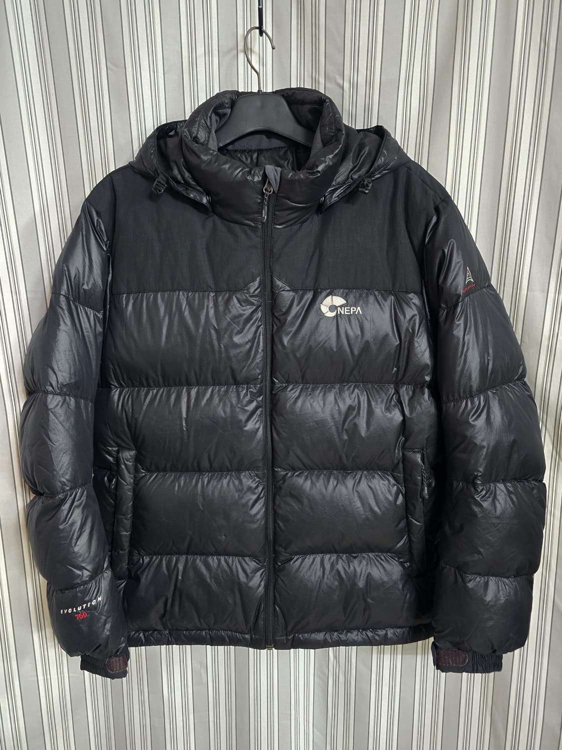 (105) 네파 남성 블랙 후드 구스다운 패딩 점퍼 상품이미지1