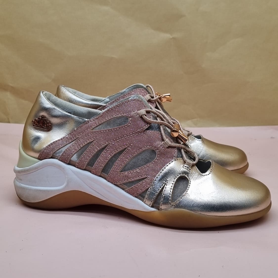 포나리나 썸머 여성스니커즈240 굽5 상품이미지1