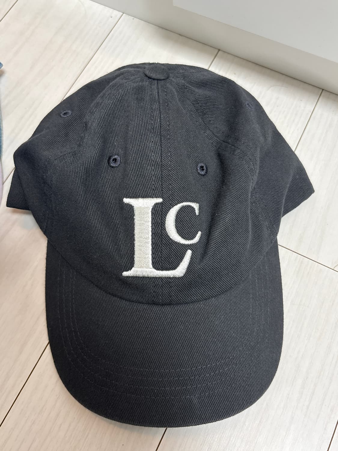 로우클래식 로고 볼캡 차콜 상품이미지2
