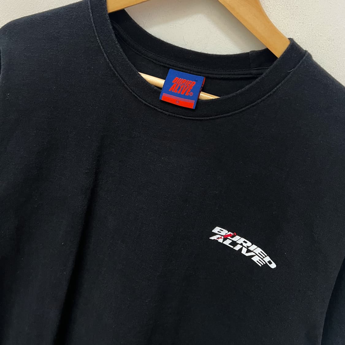 베리드얼라이브 스트릿 반팔티 L급 상품이미지3