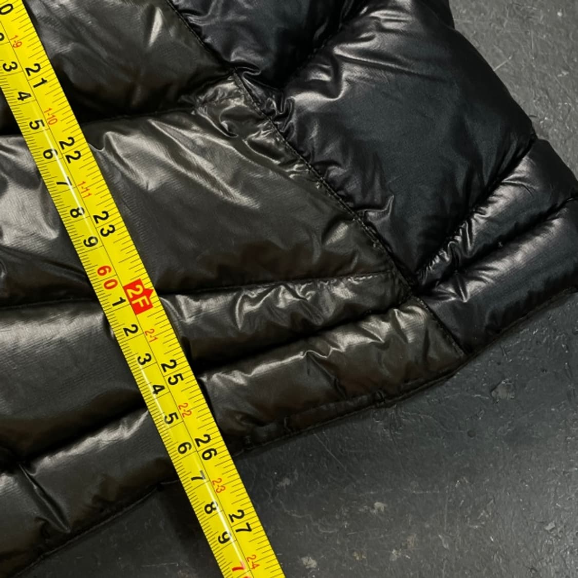 100 코오롱스포츠 유광 경량패딩 상품이미지8