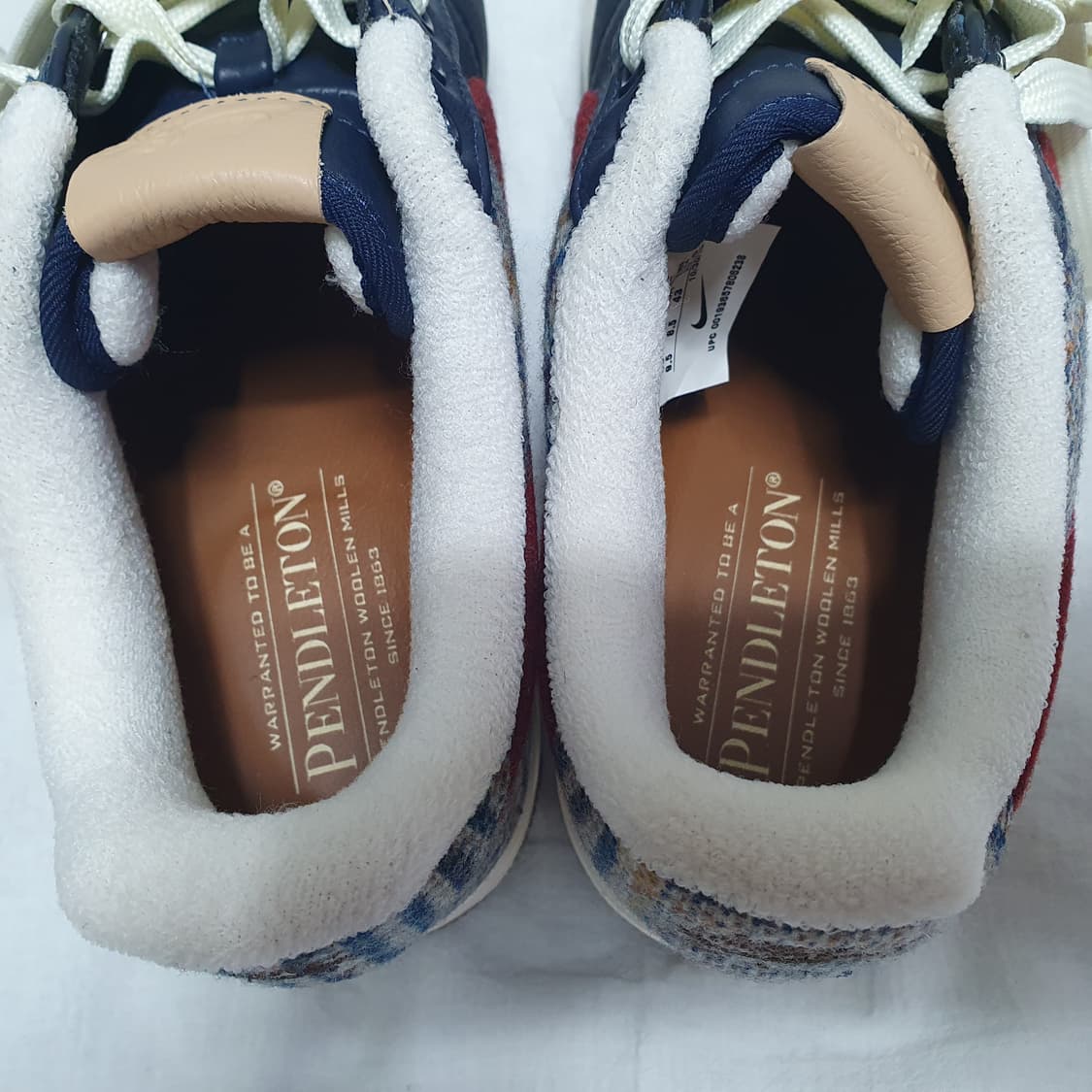 275 나이키 x 펜들턴 에어포스 1 로우 ID 네이비 상품이미지5