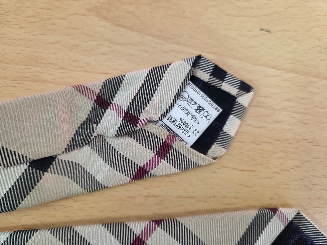 버버리 넥타이 상품이미지3