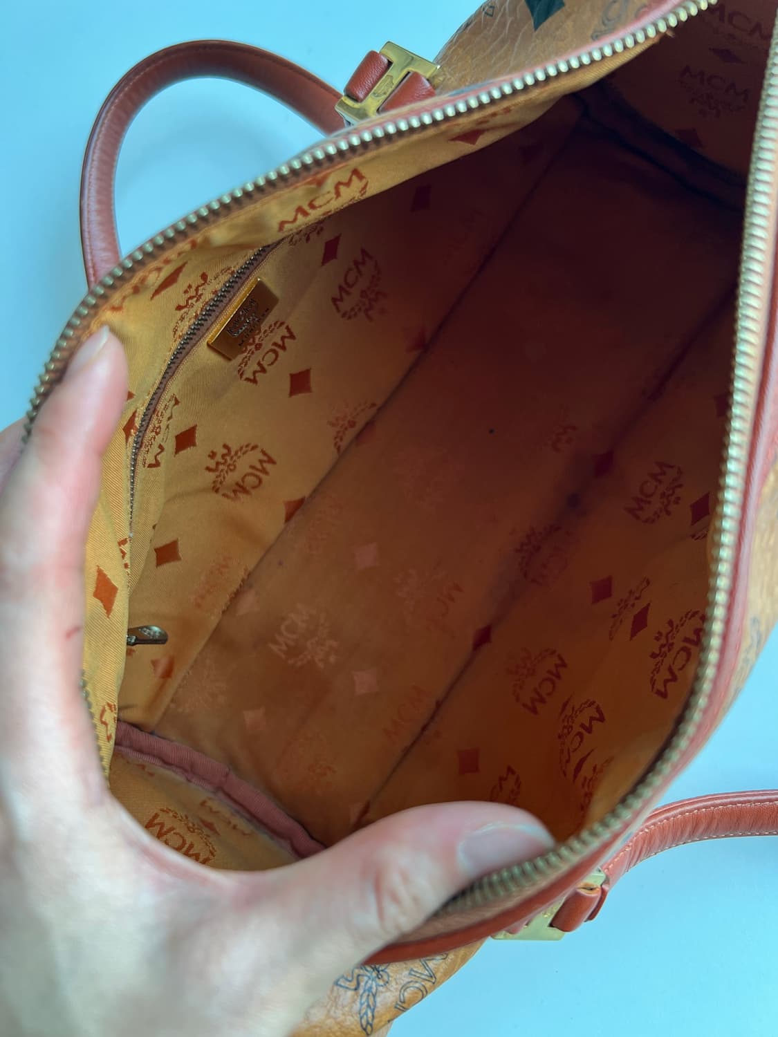 엠씨엠 비세토스 원통백 상품이미지6