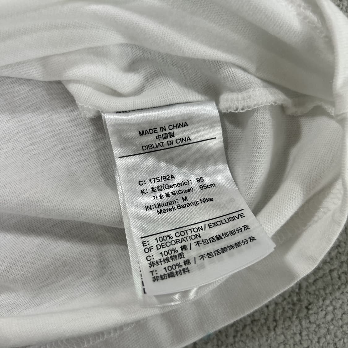 나이키 화이트 반팔티 m 상품이미지3