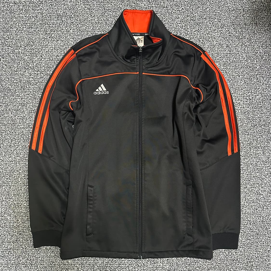 (100추천) 아디다스 블랙 오렌지 삼선 트랙탑 져지 상품이미지1