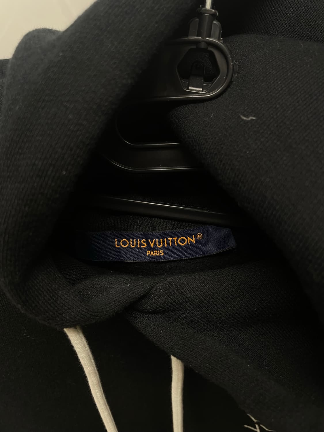 루이비통 엠브로이더드 시그니처 후드 티셔츠 블랙 [XS] 상품이미지5
