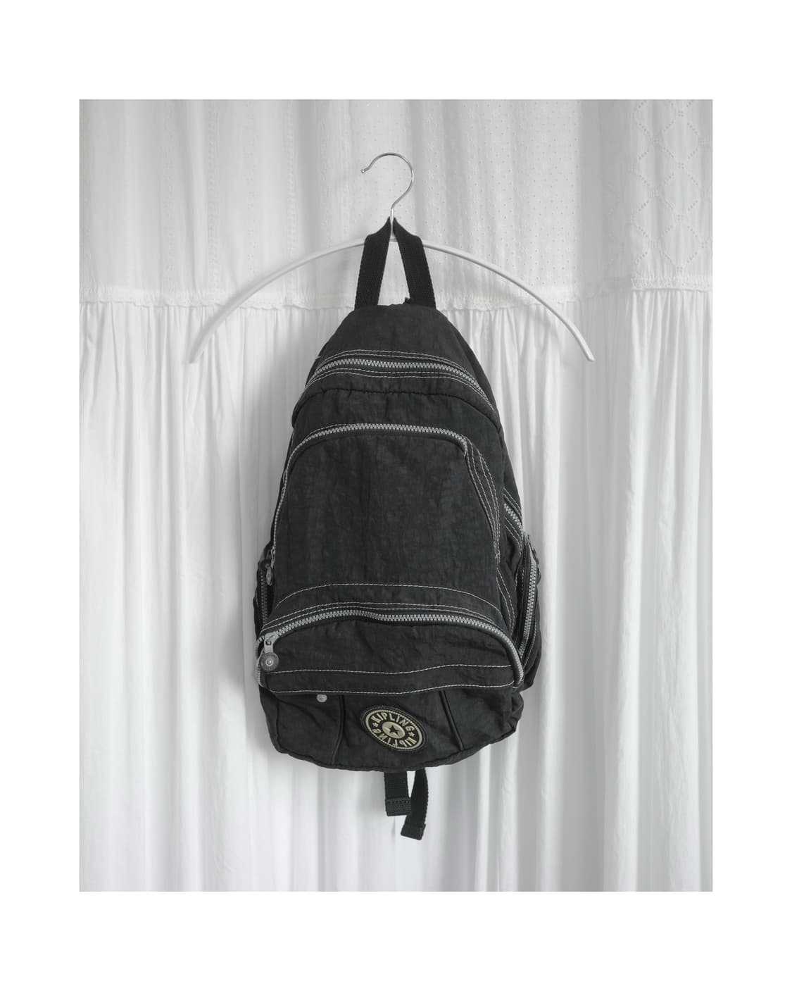 Kipling black bag 상품이미지1