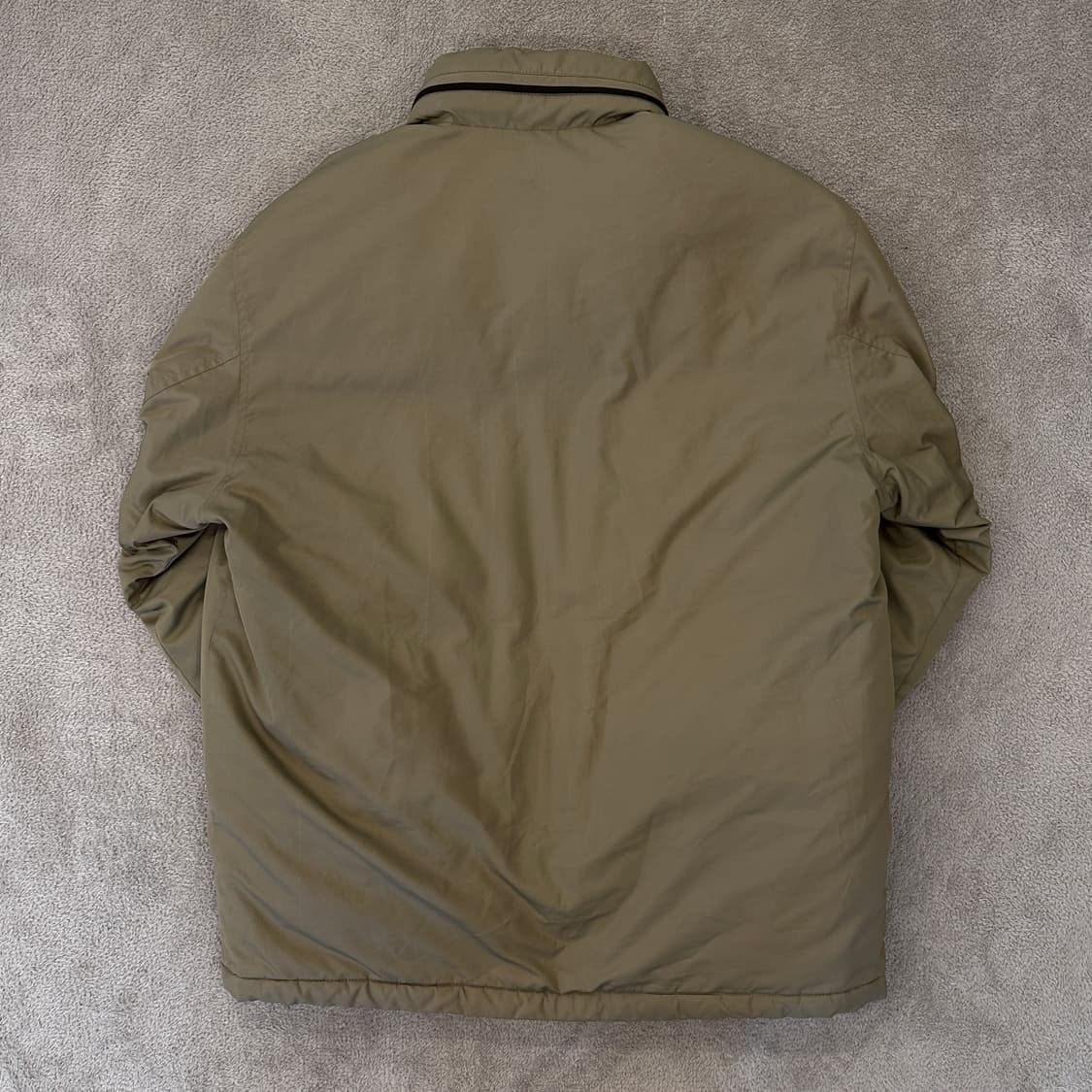 입생로랑 스몰 로고 다운 패딩 상품이미지10