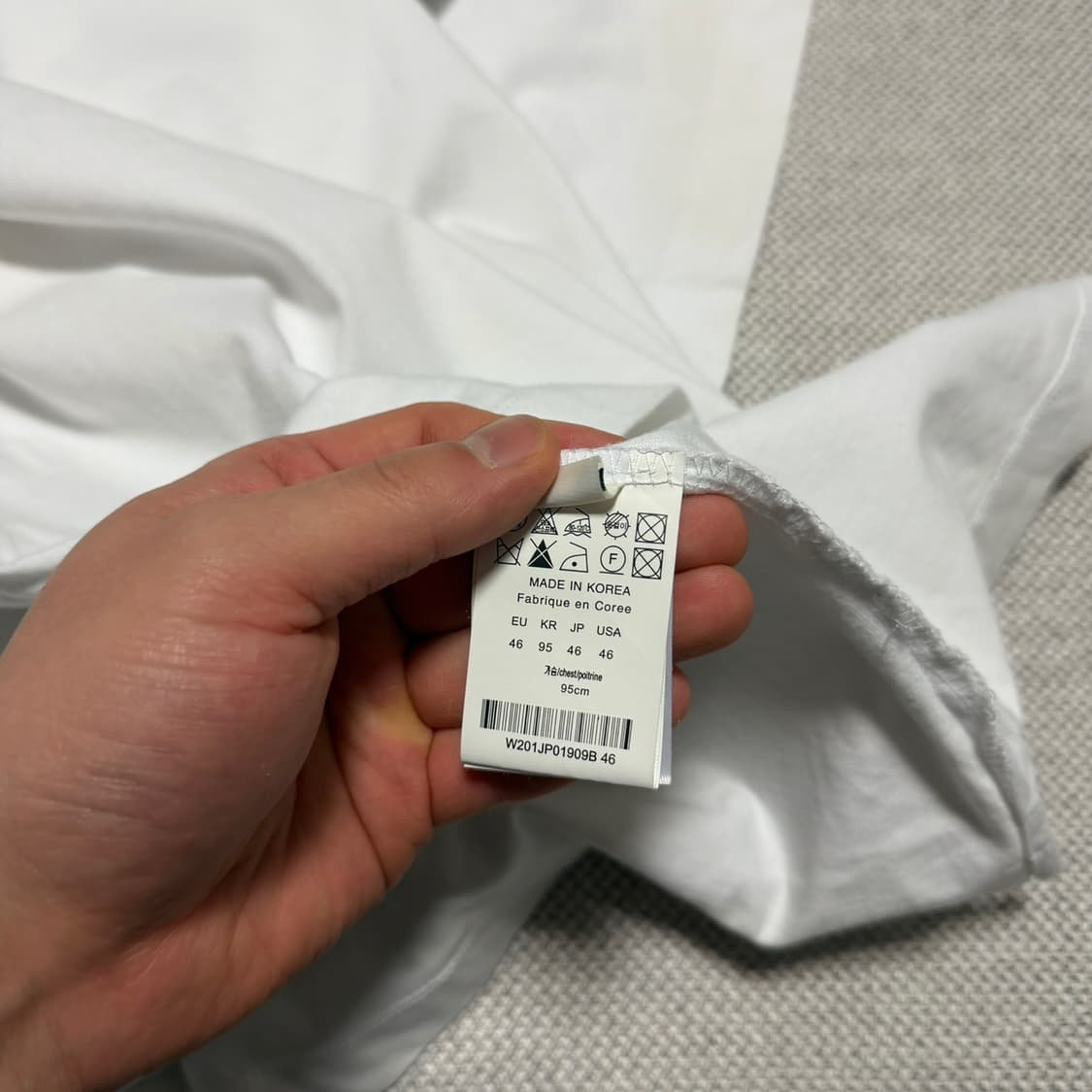 우영미 화이트 반팔 티셔츠 상품이미지4