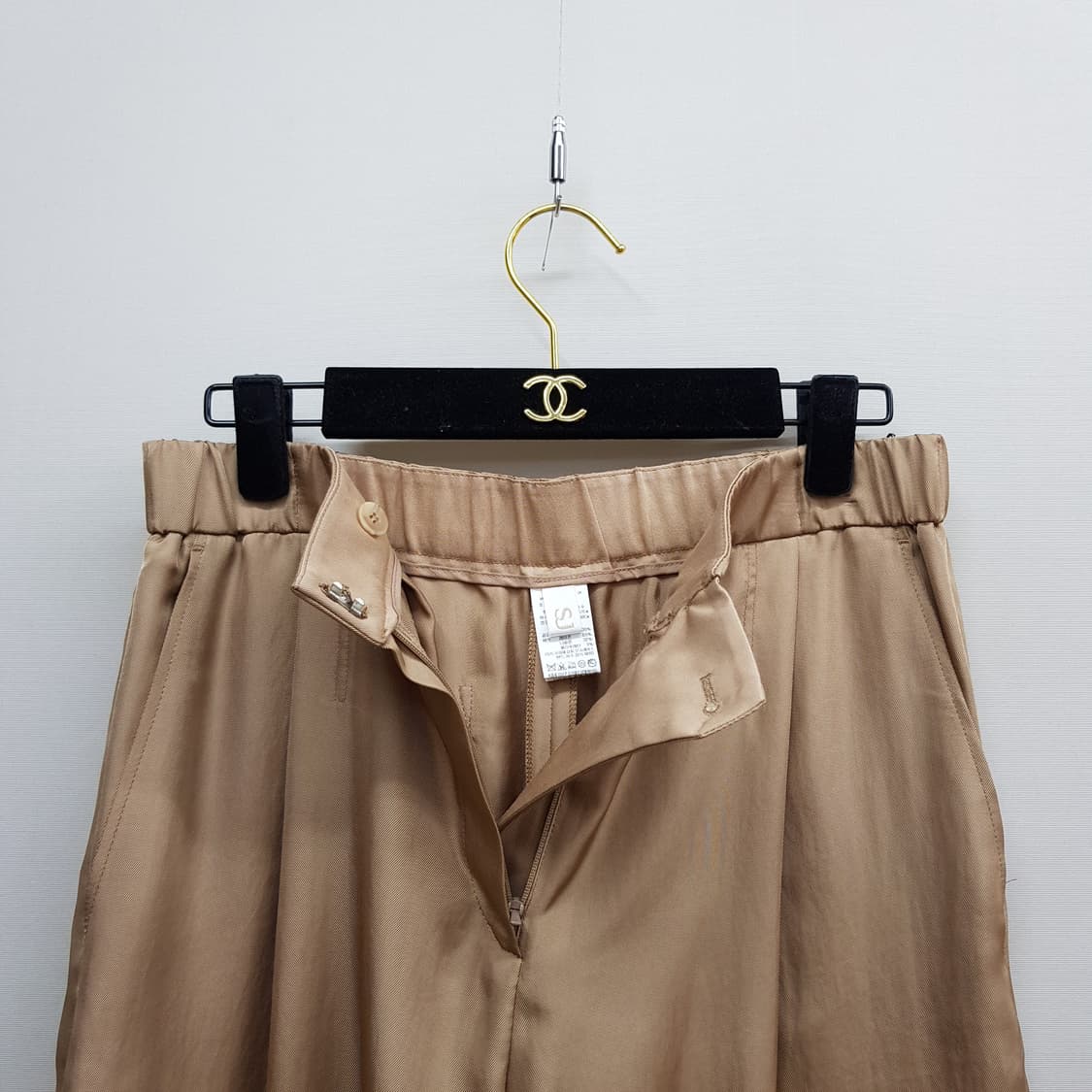 한섬 sjsj 2022 새틴 밴딩 와이드 슬랙스 팬츠 67-98사이즈 상품이미지2