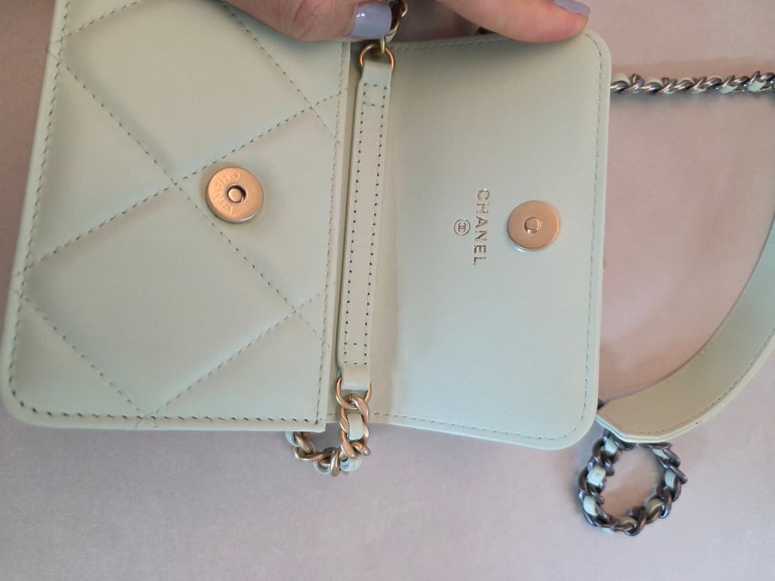 정품 샤넬 19 미니백 상품이미지5