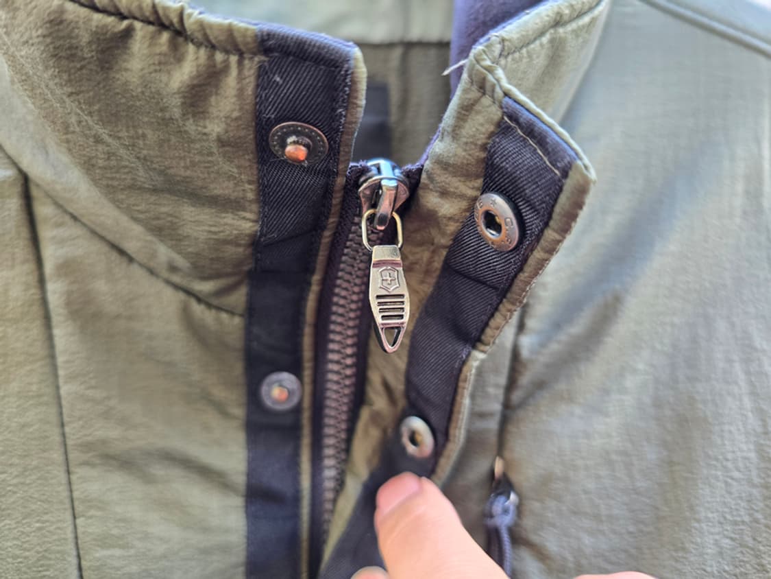 빅토리녹스 프리마로프트 상품이미지6