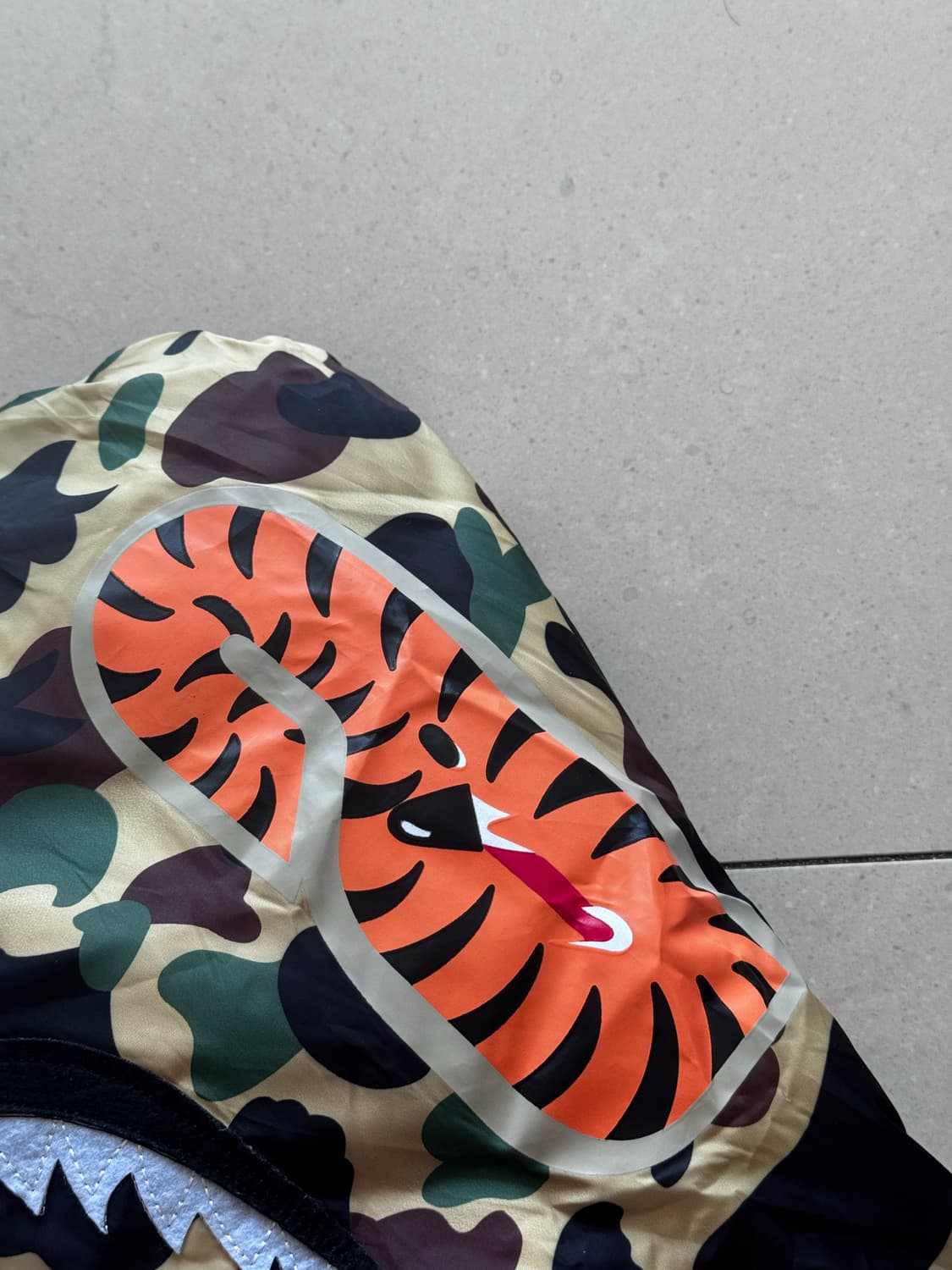 베이프 윈드스토퍼 황계 패딩 상품이미지6