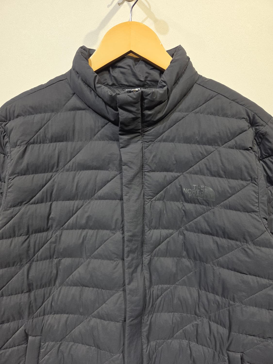 THE NORTH FACE 노스페이스 퀼팅 경량 패딩 자켓 상품이미지3