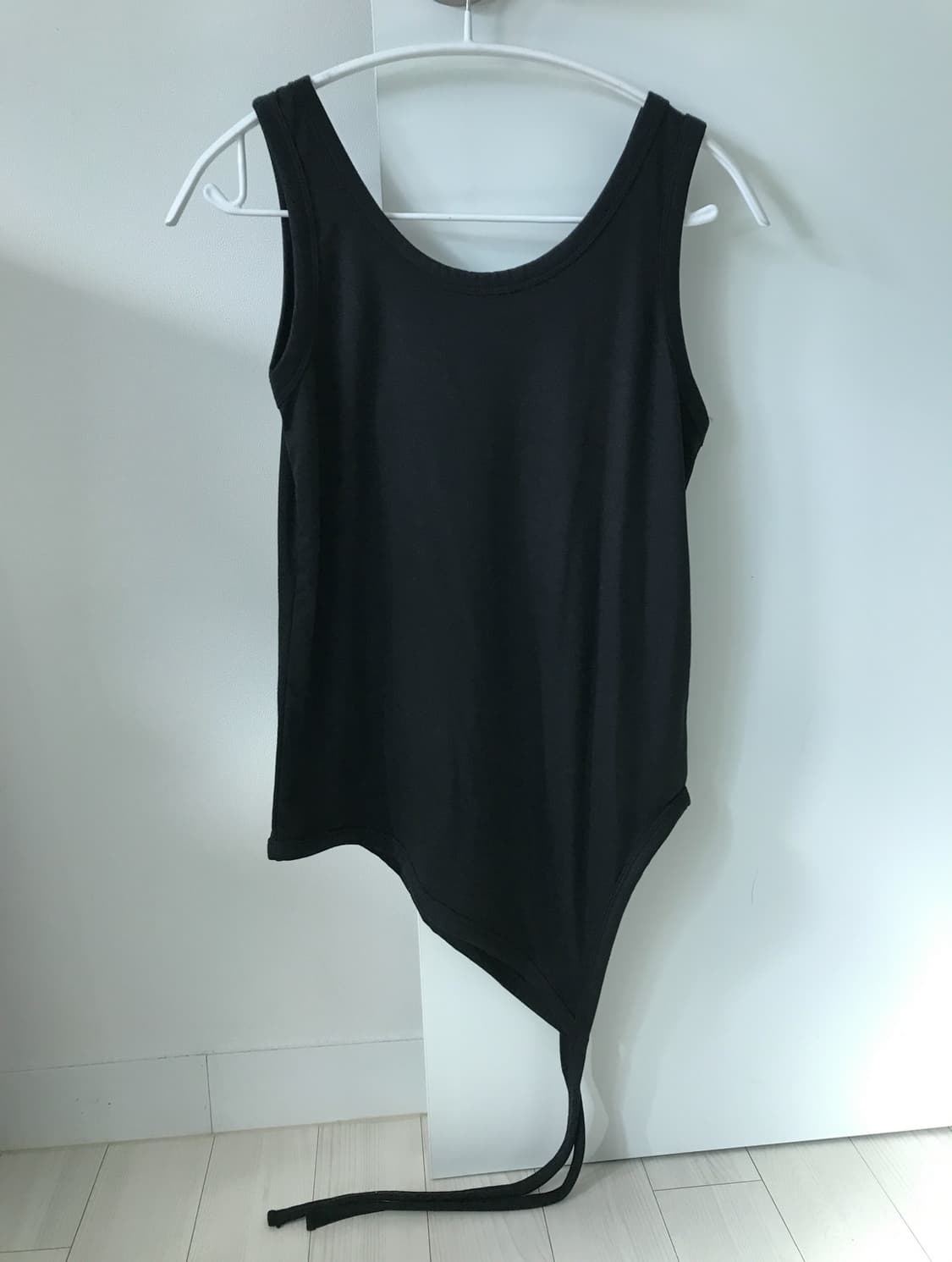 튜프티 테일 나시 블랙 상품이미지2