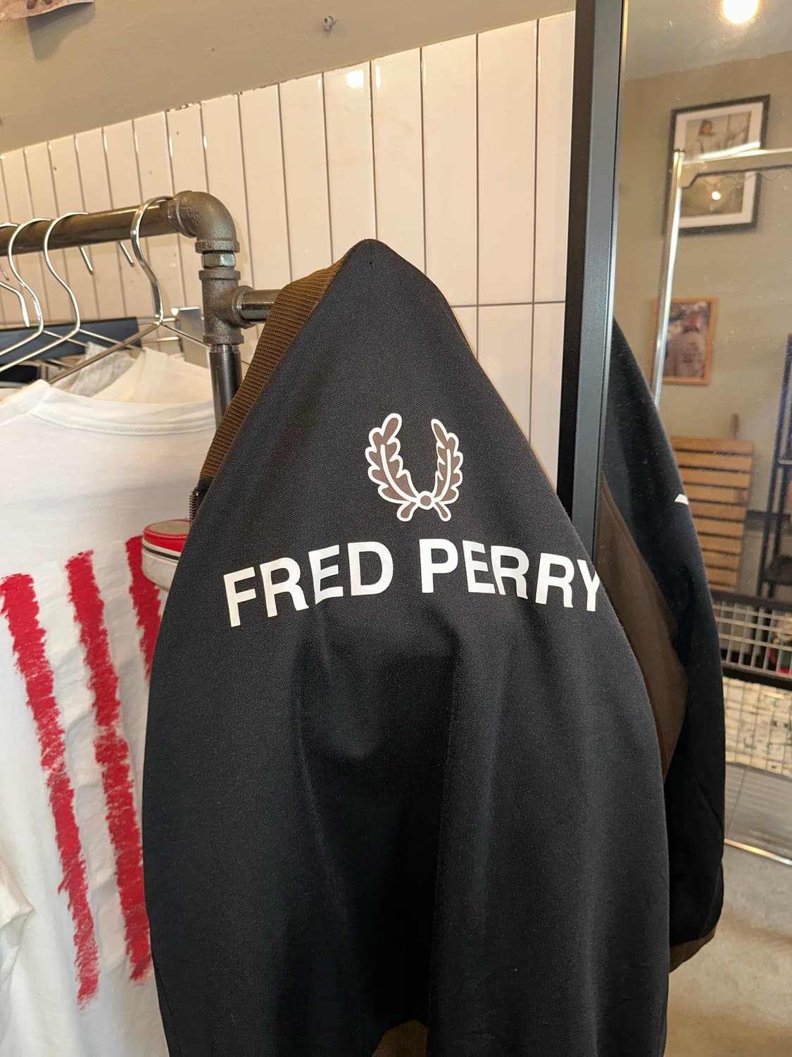 90-00‘s Fred Perry raglan logo jersey  상품이미지4