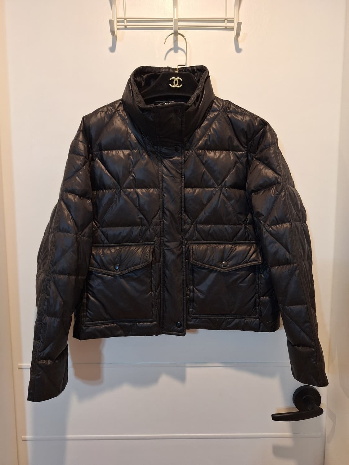 지오다노 여성 다운 숏 경량패딩  상품이미지1