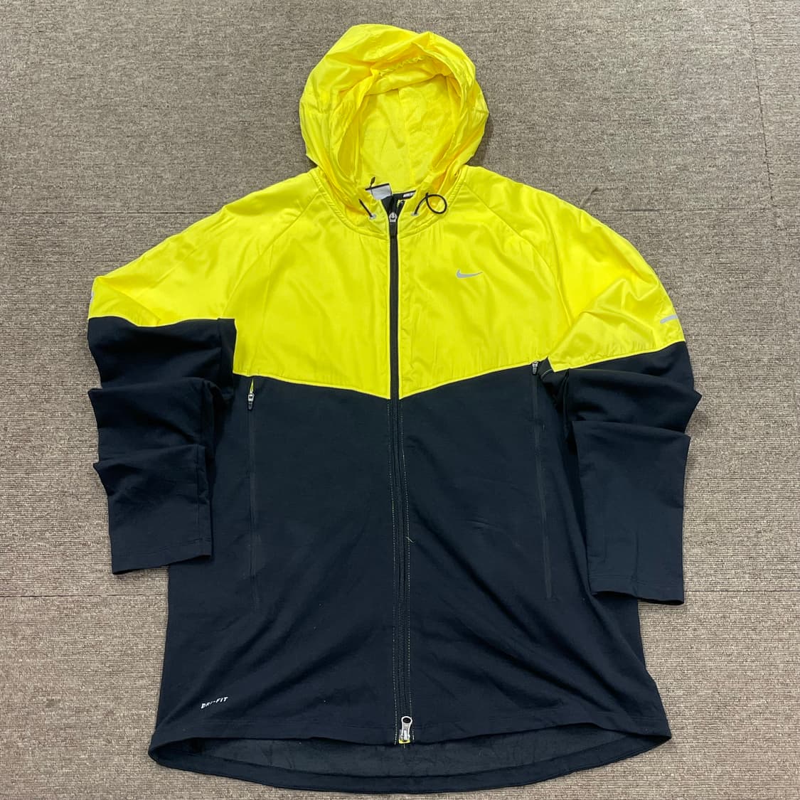(XL) Nike 나이키 바람막이 상품이미지1