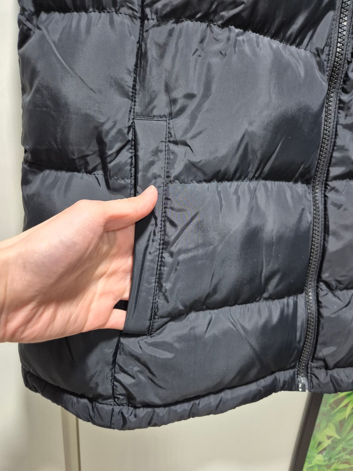 (세일)(새상품)리복 블랙 패딩 조끼 상품이미지5