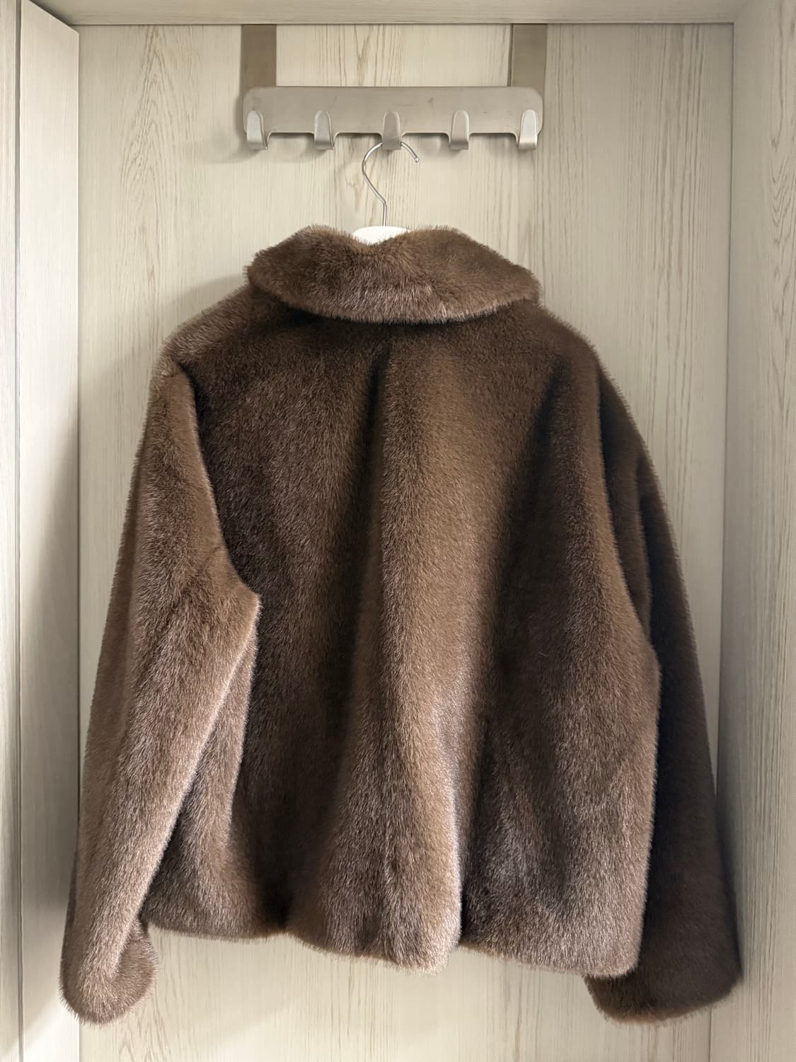 조이그라이슨 퍼 자켓 1회착용 상품이미지3