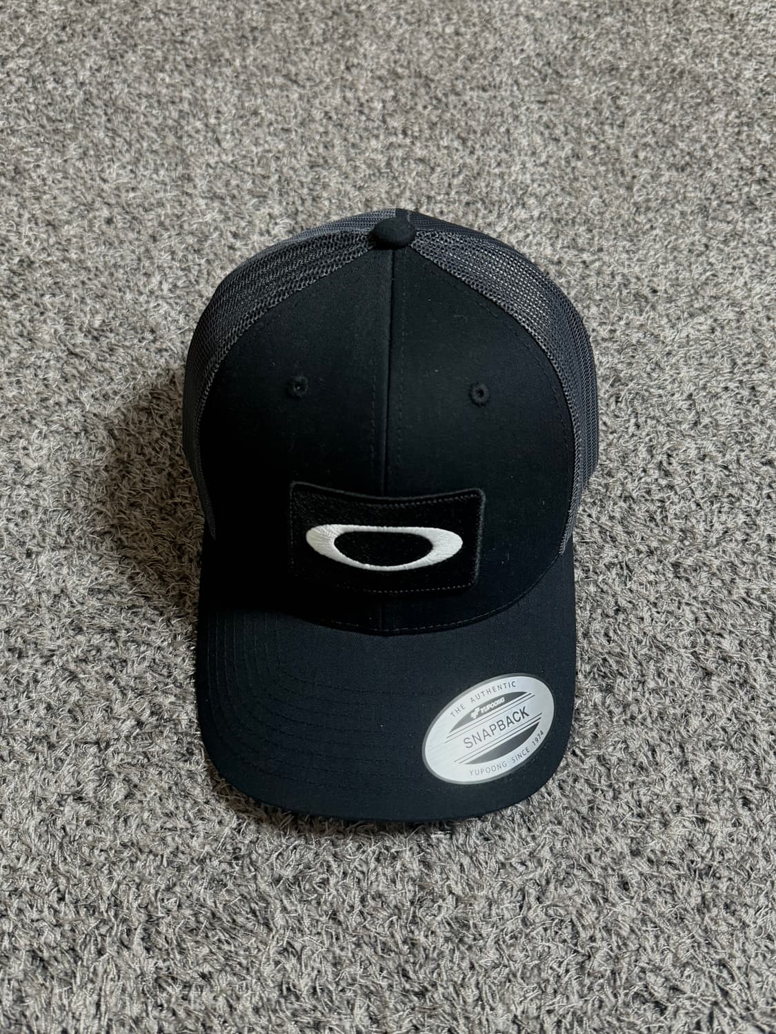 오클리 트러커 캡 상품이미지1