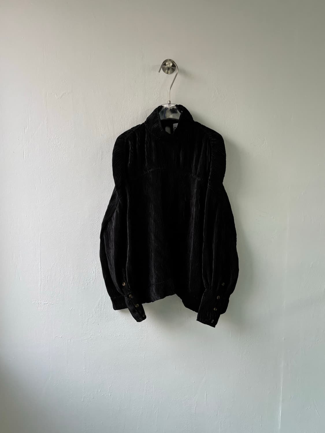 가니 플리츠 하이넥 셔츠 상품이미지5