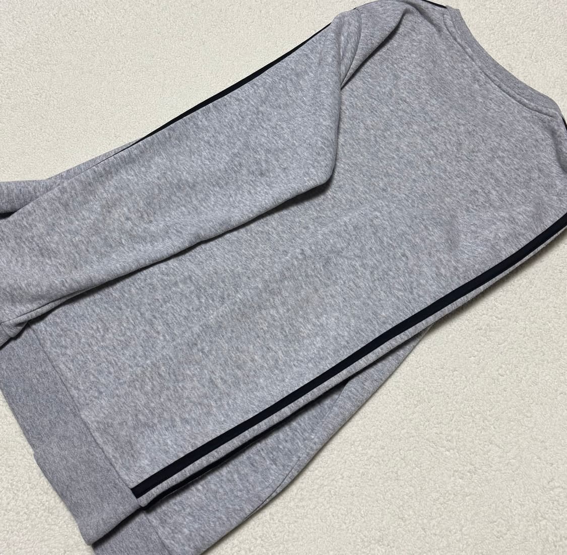 아디다스 회검 맨투맨 상품이미지7