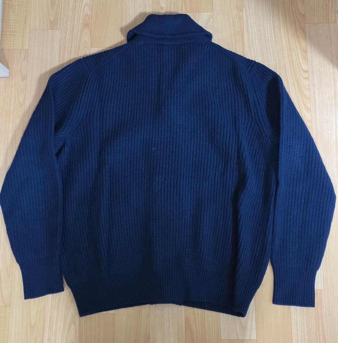 바스통 314 숄카라 가디건 네이비 팝니다 라지사이즈 상품이미지4