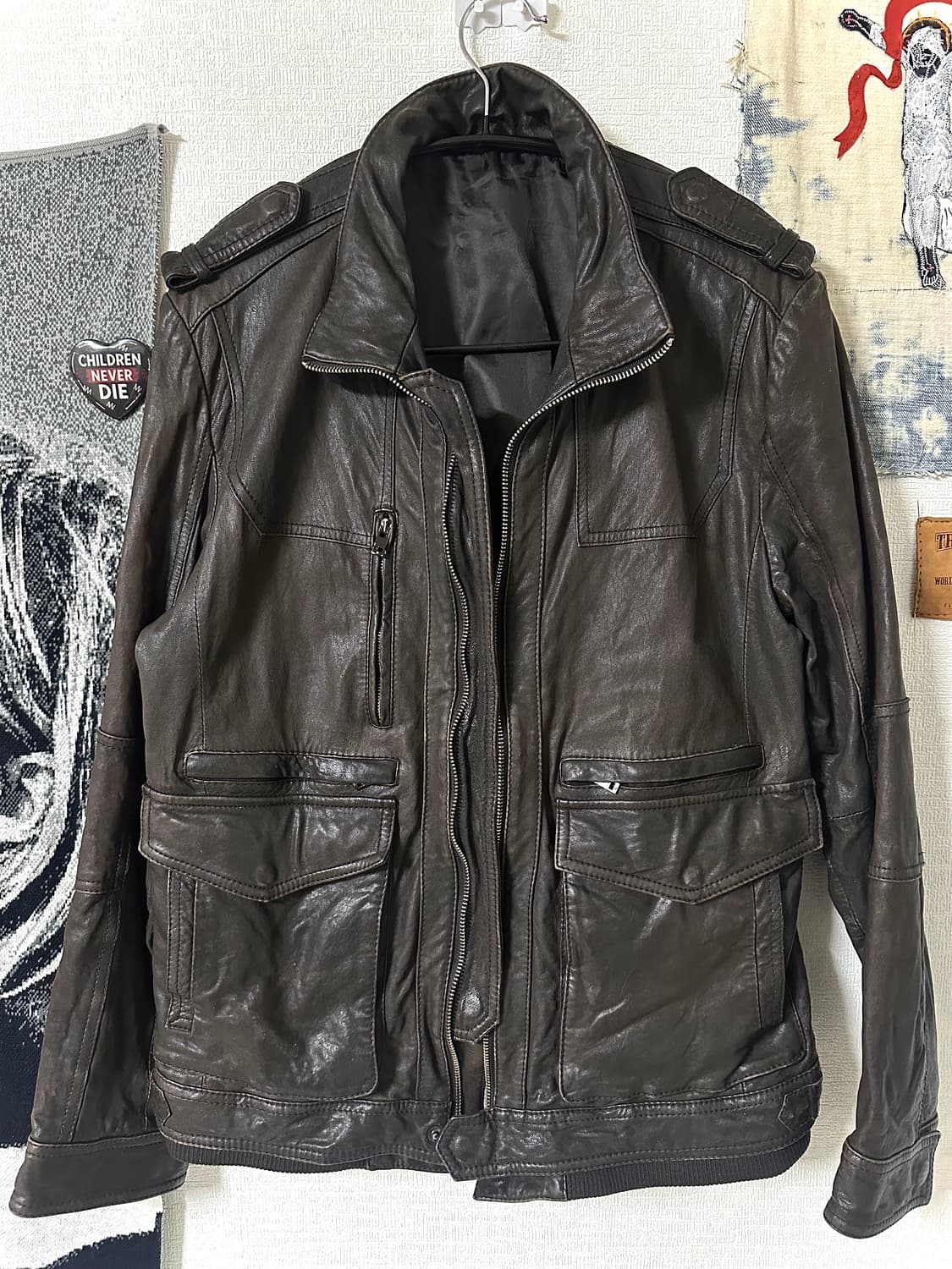 램스킨 디태처블 립 디테일 멀티포켓 레더자켓 상품이미지2