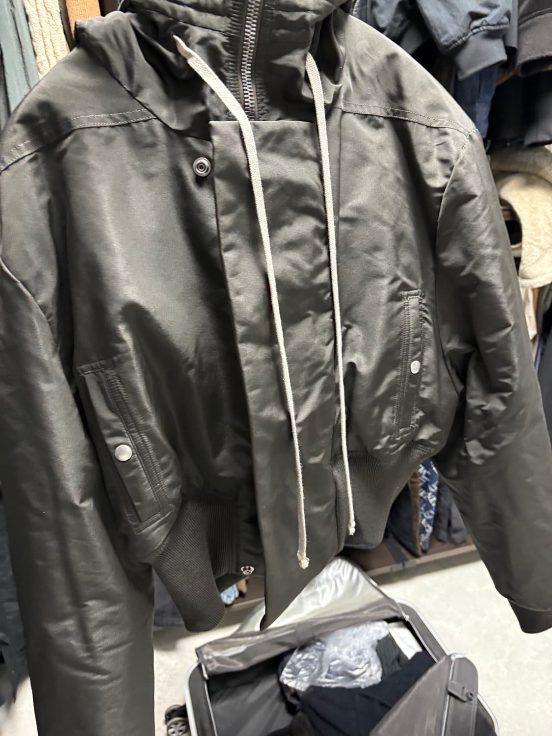 릭오웬스 ALICE 드로스트링 후드 봄버 자켓 상품이미지2