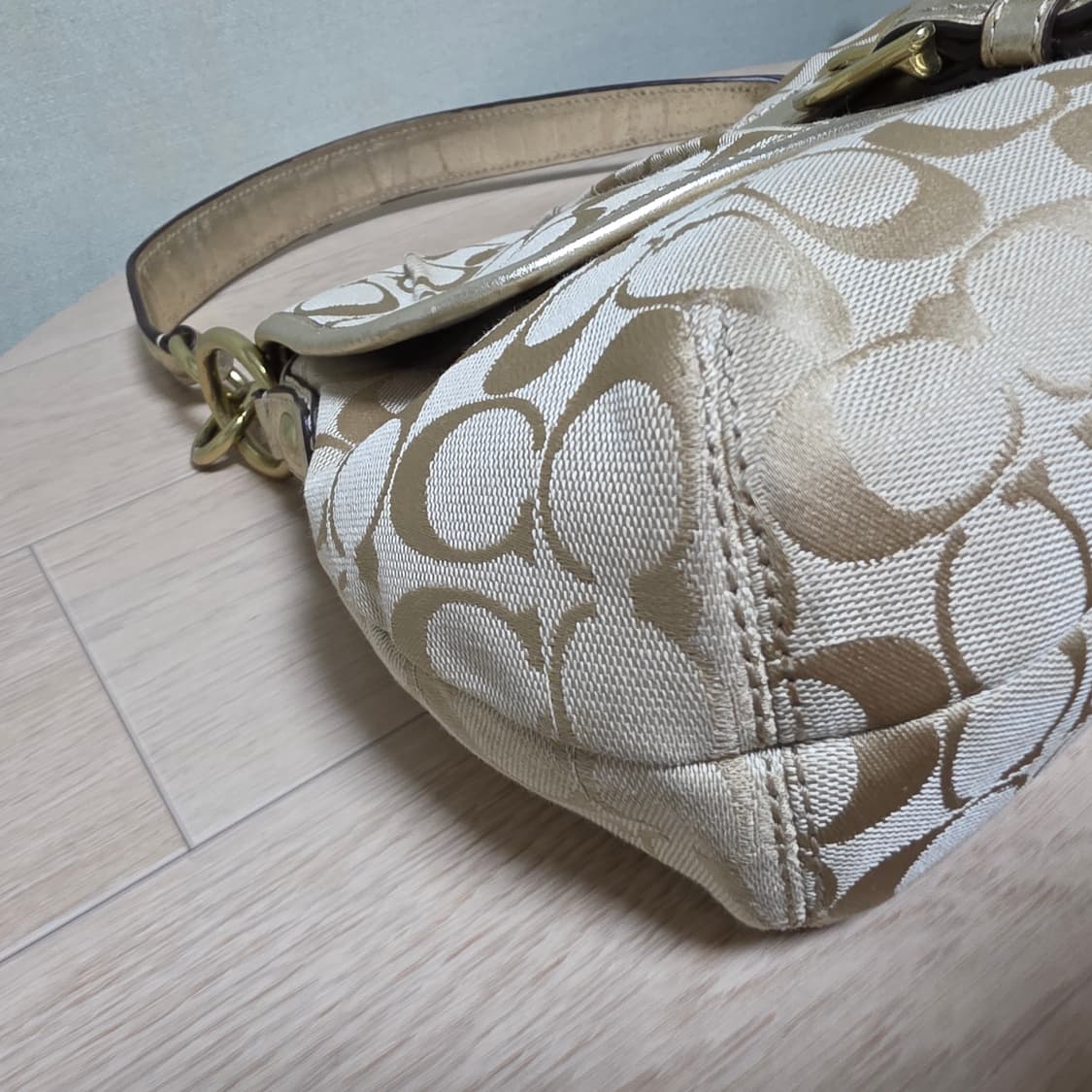 코치 숄더백 상품이미지7