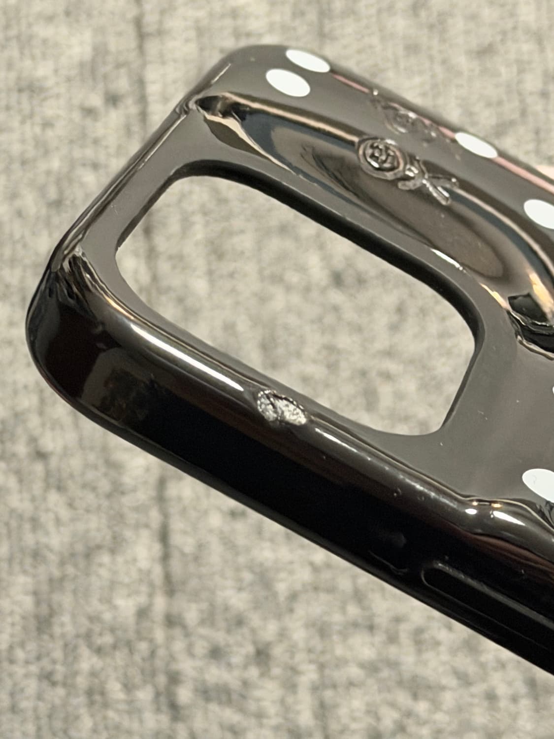 어반소피스티케이션 아이폰 15 pro max 케이스 상품이미지2