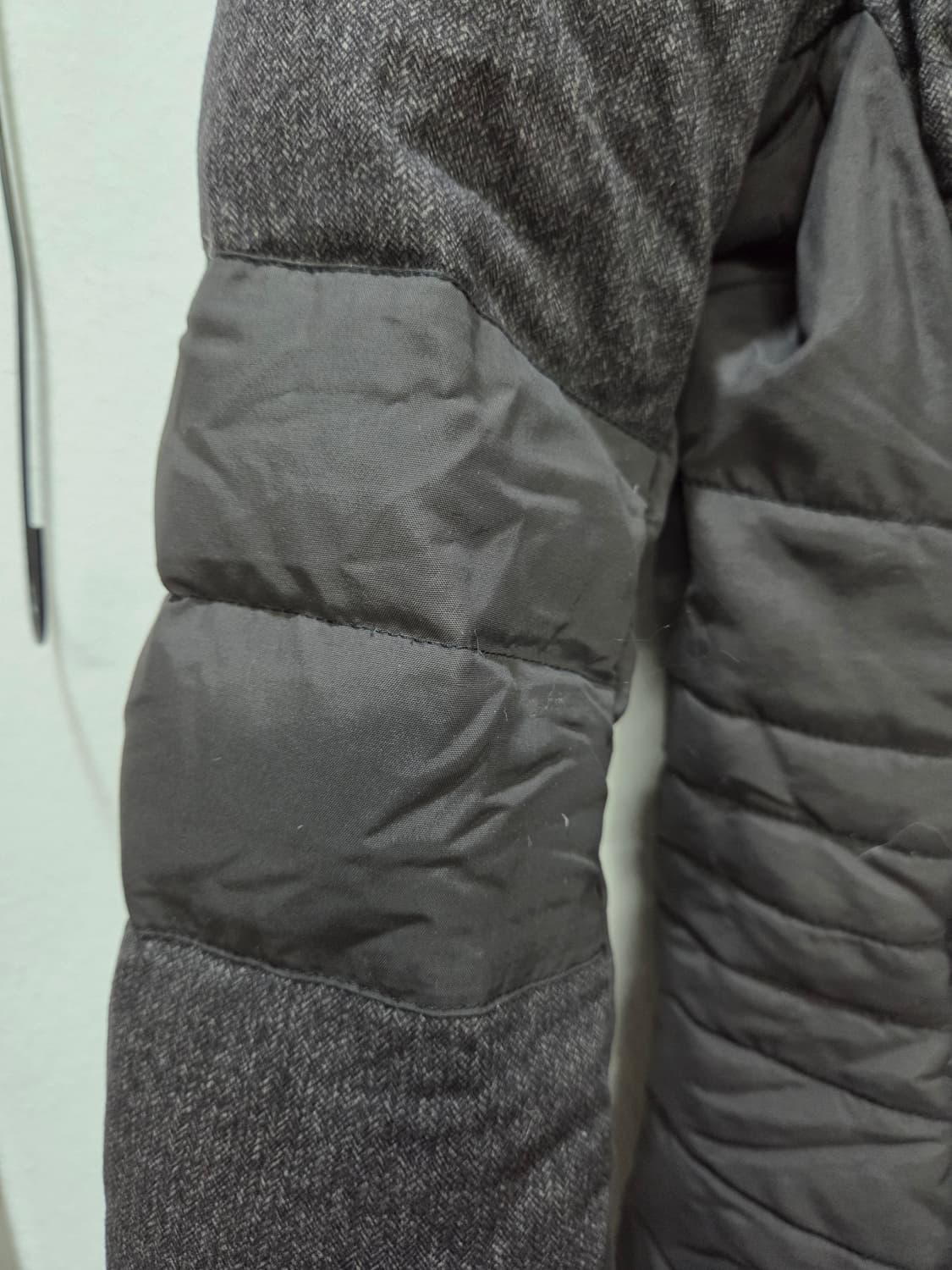 노스페이스 1211-14. 여성 울배색 구스롱패딩 챠콜 퍼후드 85 상품이미지4