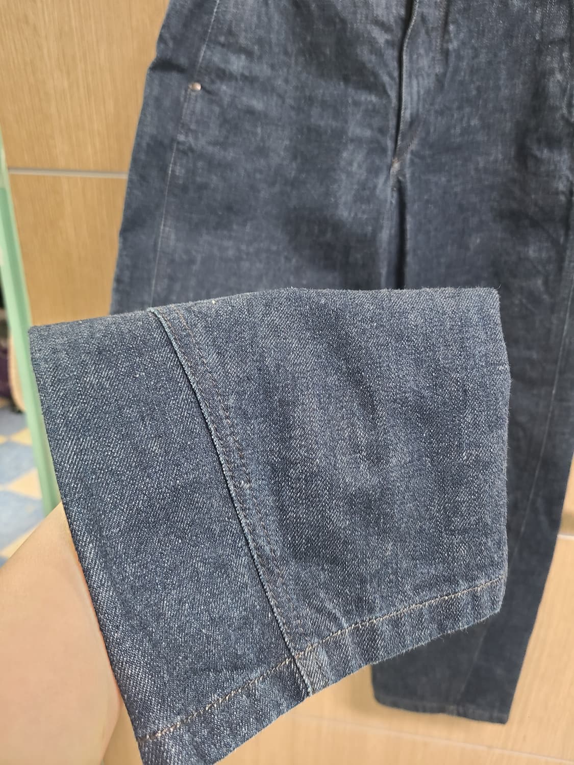 르메르 진청 트위스트 데님 바지 상품이미지3