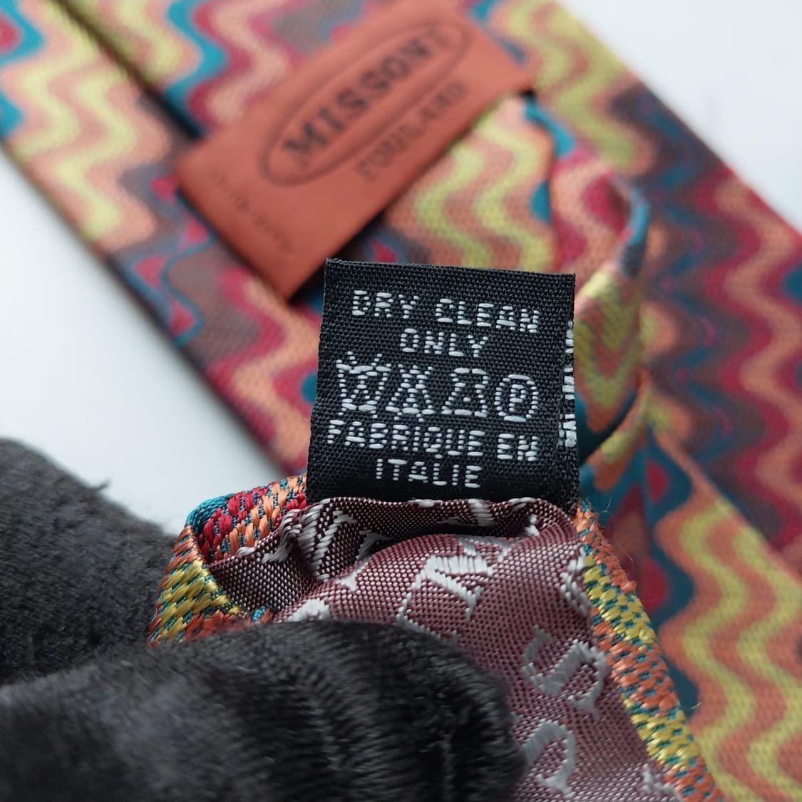 미쏘니 브라운 멀티 지그재그 패턴 넥타이 9.7cm A+등급 K2566 상품이미지9