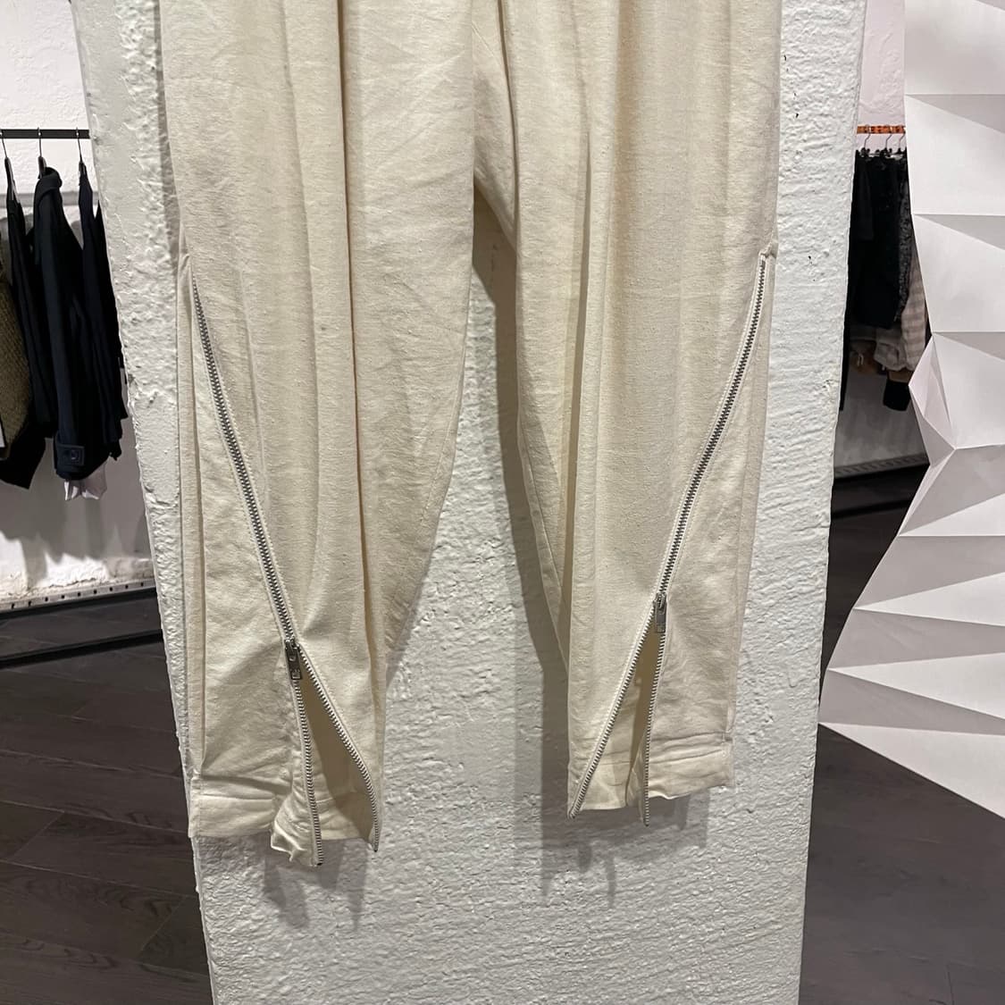 요지야마모토 트위스티드 팬츠 상품이미지3