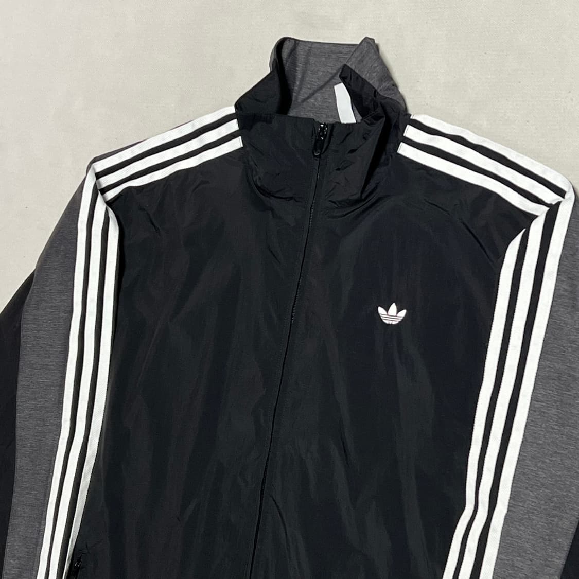 XL 아디다스 블랙 바람막이 트랙자켓 상품이미지1