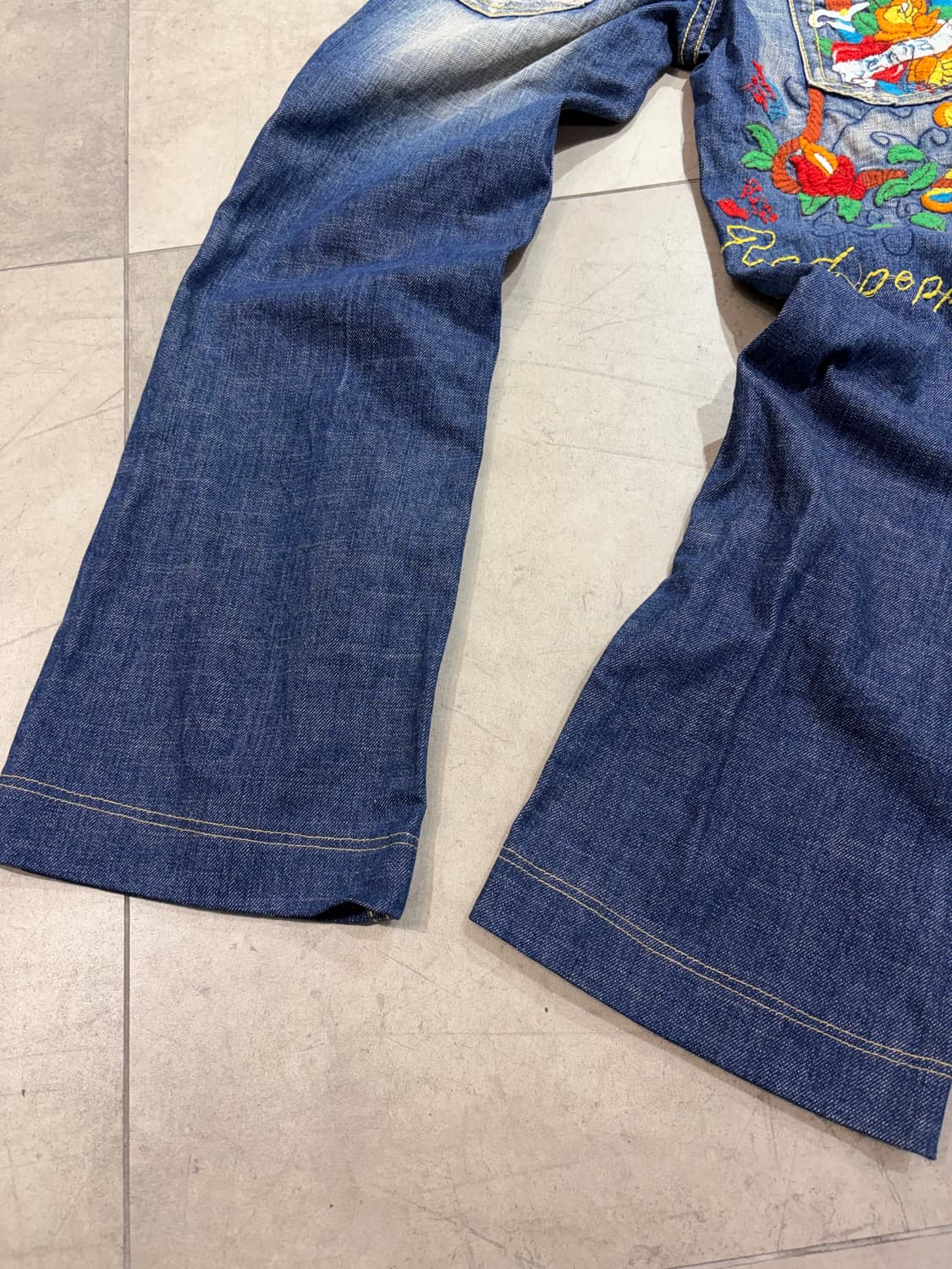 Red Pepper 레드페퍼 자수 와이드 데님 팬츠  상품이미지3