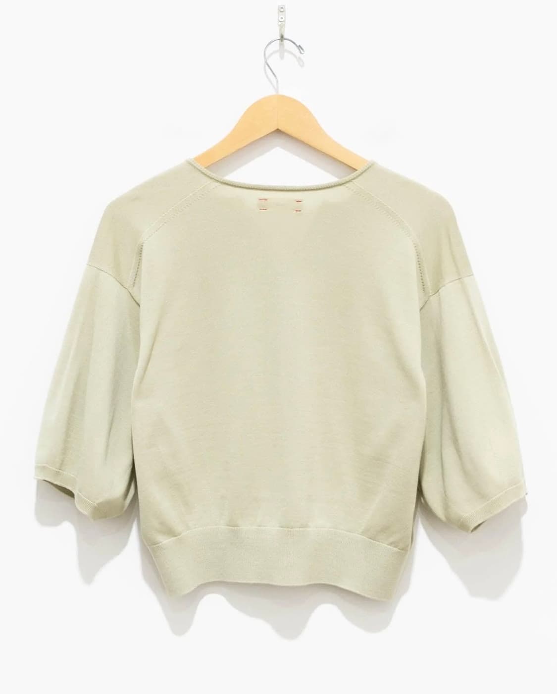 언필 unfil 브이넥 반팔 니트  상품이미지4