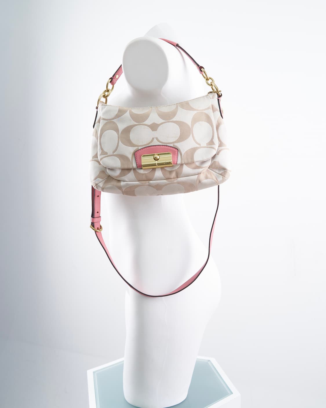 Coach 시그니처 크리스틴 체인 숄더백 상품이미지1