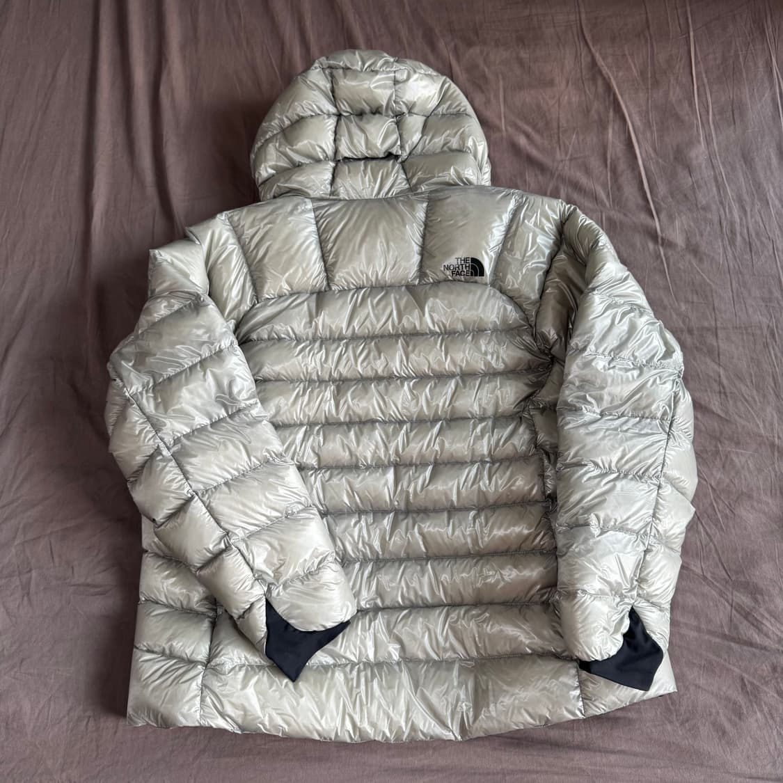 노스페이스 써밋 마테호른 패딩 라이트그레이 상품이미지7