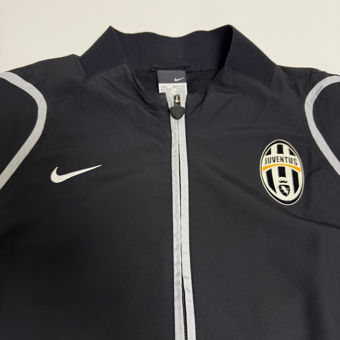 나이키 대대장 유벤투스 축구팀 바람막이 L 상품이미지2