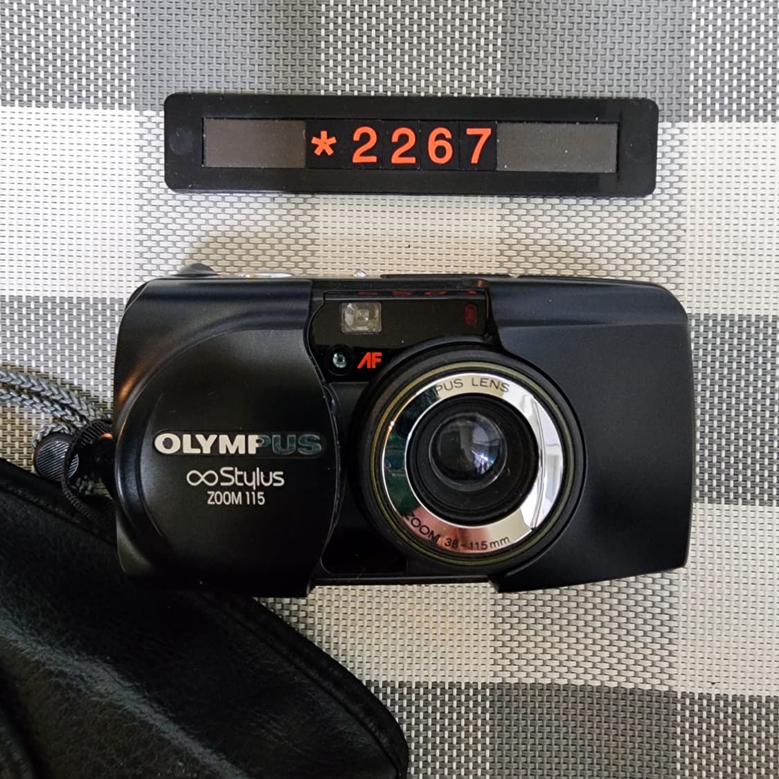 올림푸스 스타일러스 줌 115 블랙바디 필름카메라 파우치포함 상품이미지2