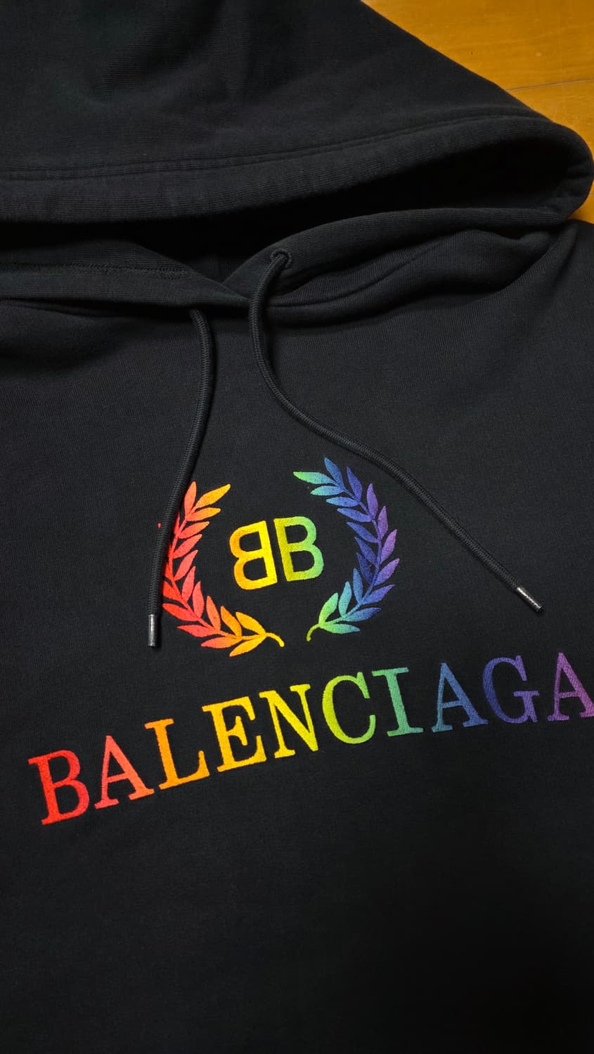 발렌시아가 레인보우 월계수 자수 후드티 블랙 상품이미지2