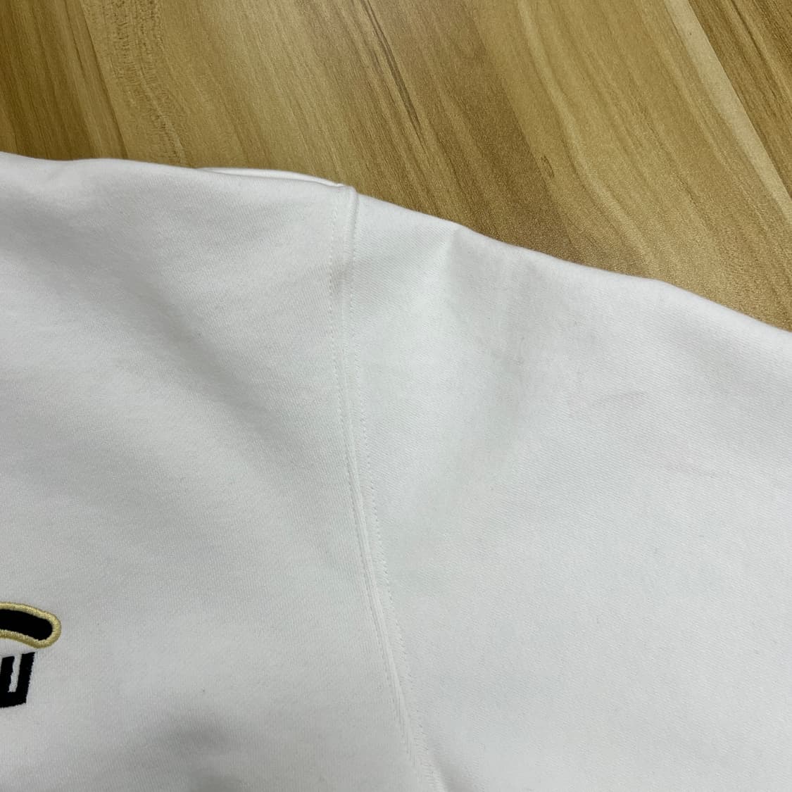 EVISU 에비수 빅힐스 화이트 하프집업 맨투맨 M 상품이미지9