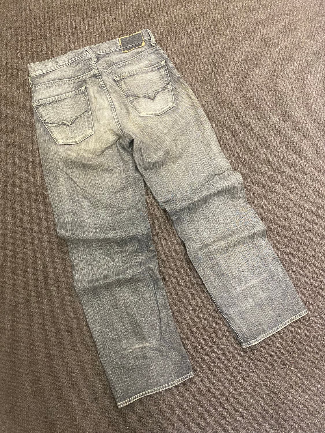 29)GUESS 게스 워싱 스트레이트 데님팬츠 상품이미지6