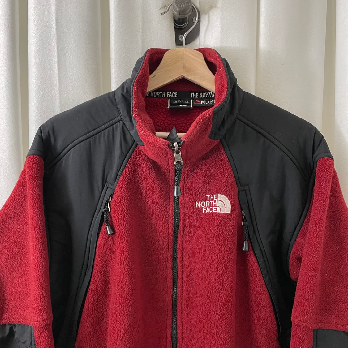 노스페이스 레드 후리스 상품이미지3